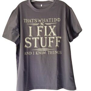 Crew Neck T-Shirt with Tools Graphic Size Medium